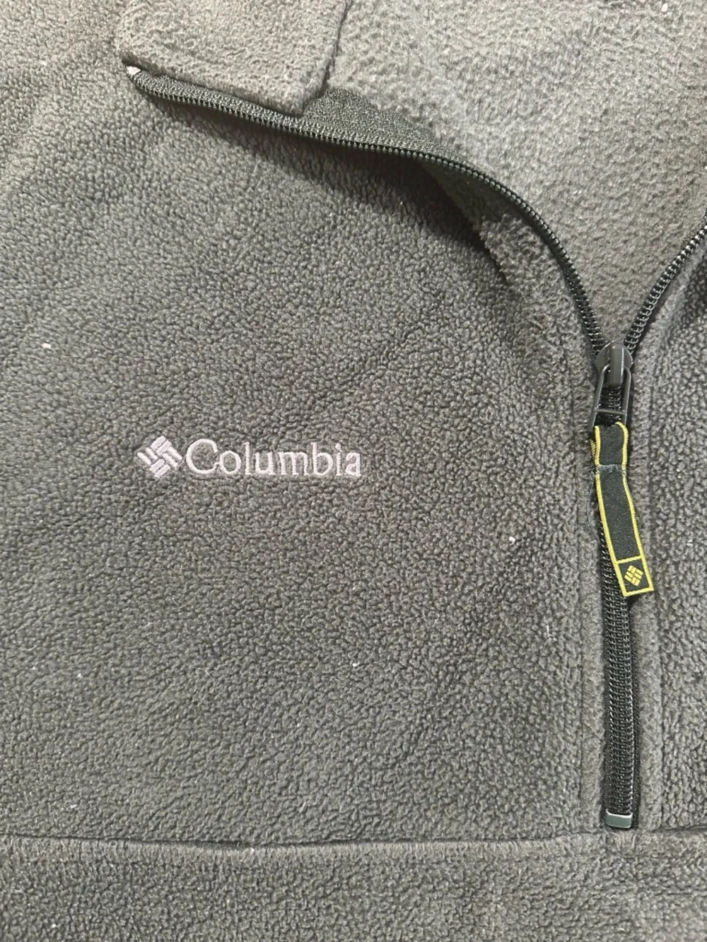 Columbia Sportswear Men's Green Sweatshirt